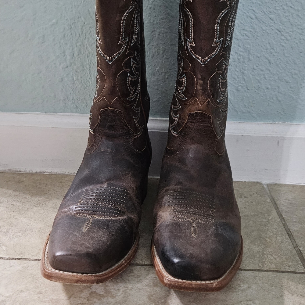 Brown boots - Picture 4 of 4
